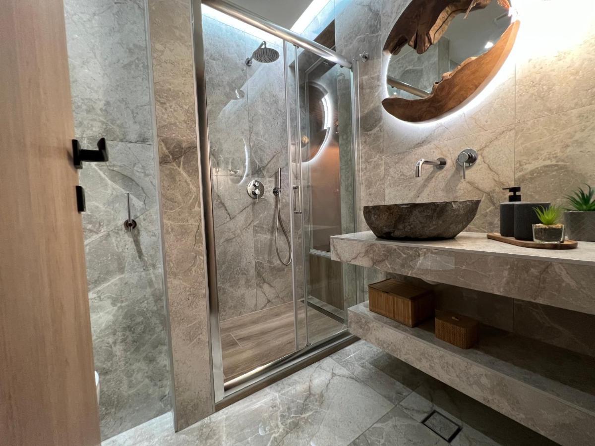 Supreme Secret Suite Alexandroupolis Exteriör bild