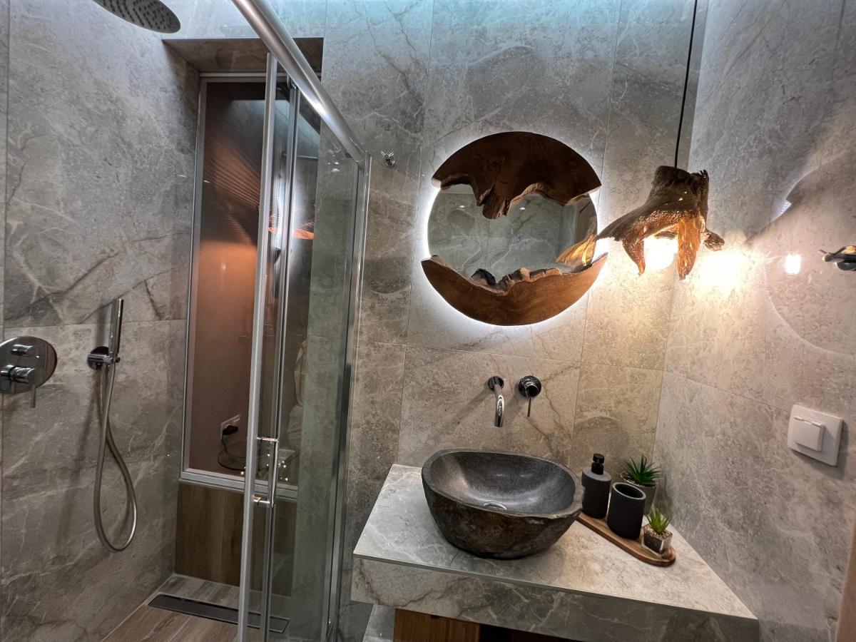 Supreme Secret Suite Alexandroupolis Exteriör bild